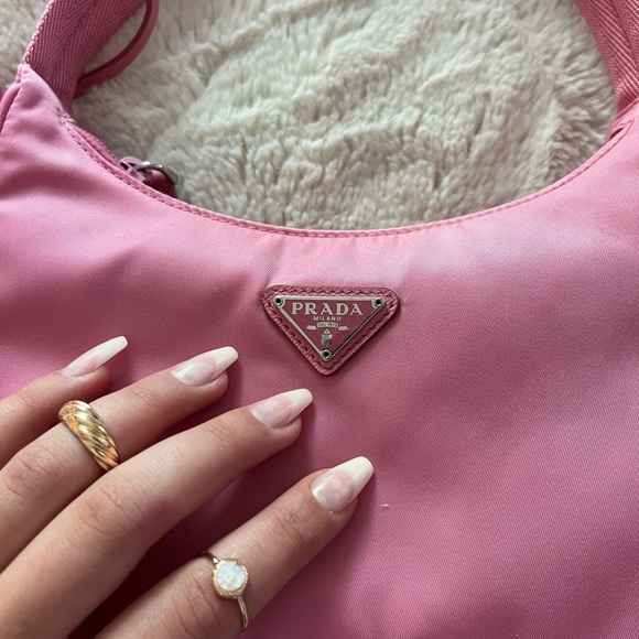 PRADA PINK RE-NYLON VINTAGE RE-2000’s BAG 🩷 - Picture 2 of 4
